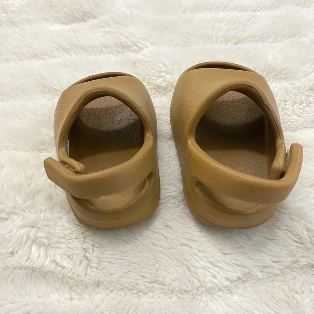 adidas yeezy slide